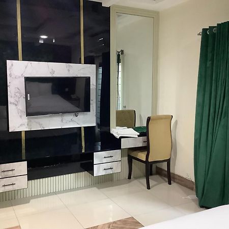 Rose Valet Guest House 伊斯兰堡 外观 照片