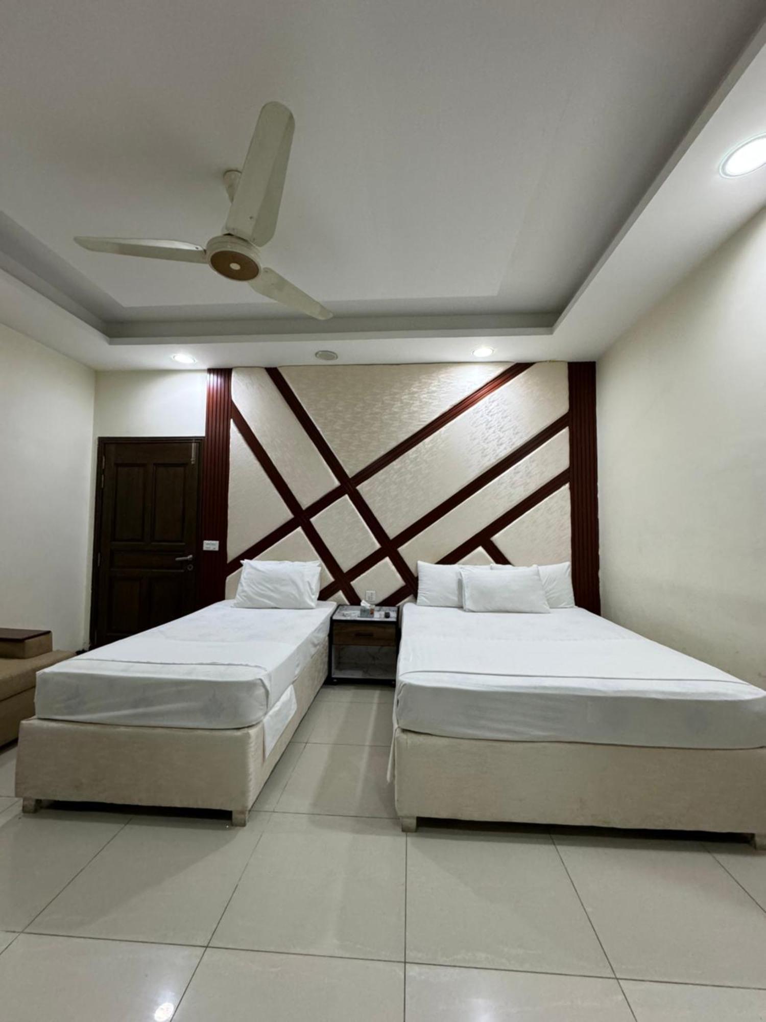 Rose Valet Guest House 伊斯兰堡 外观 照片