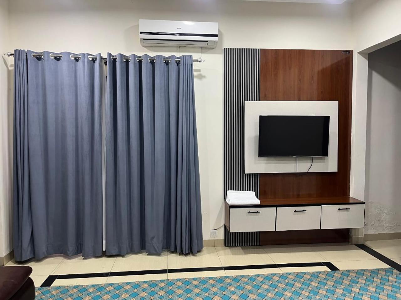 Rose Valet Guest House 伊斯兰堡 外观 照片