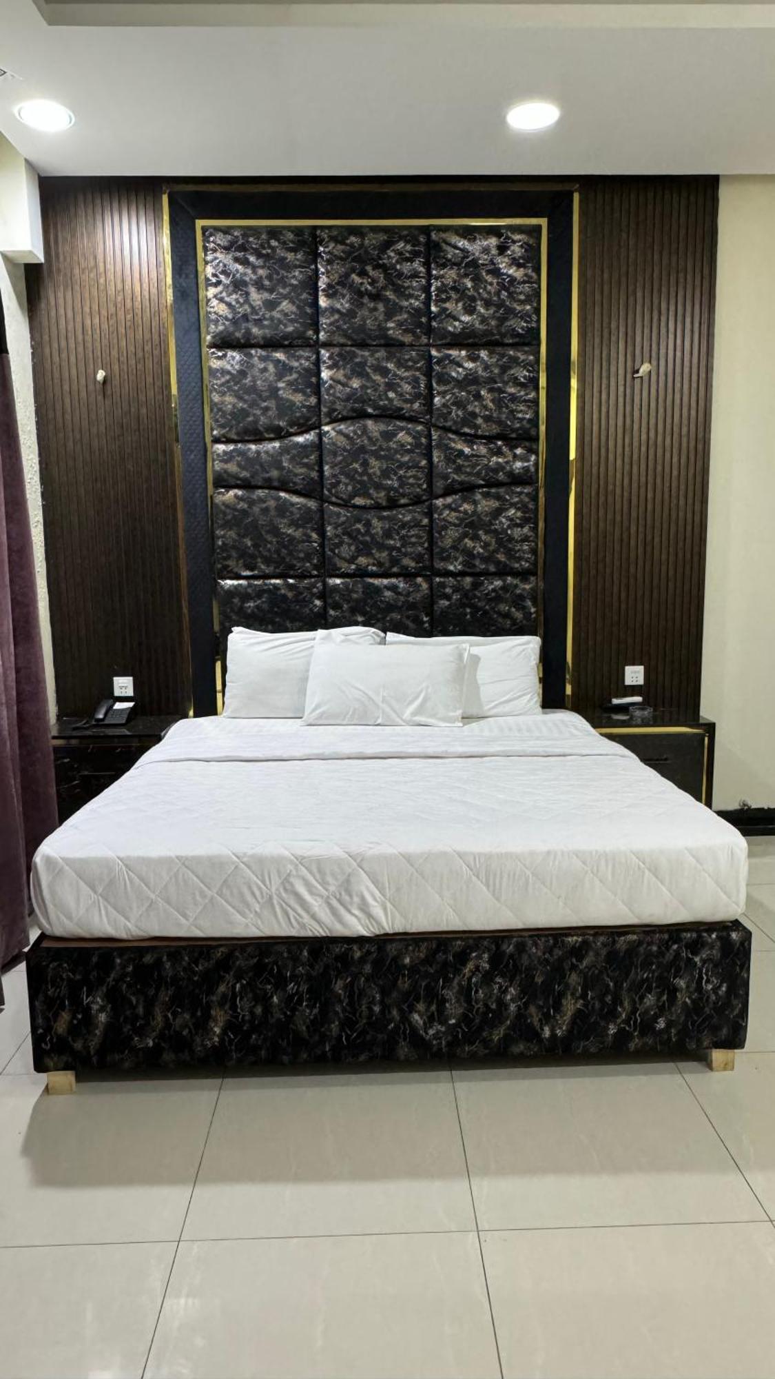 Rose Valet Guest House 伊斯兰堡 外观 照片