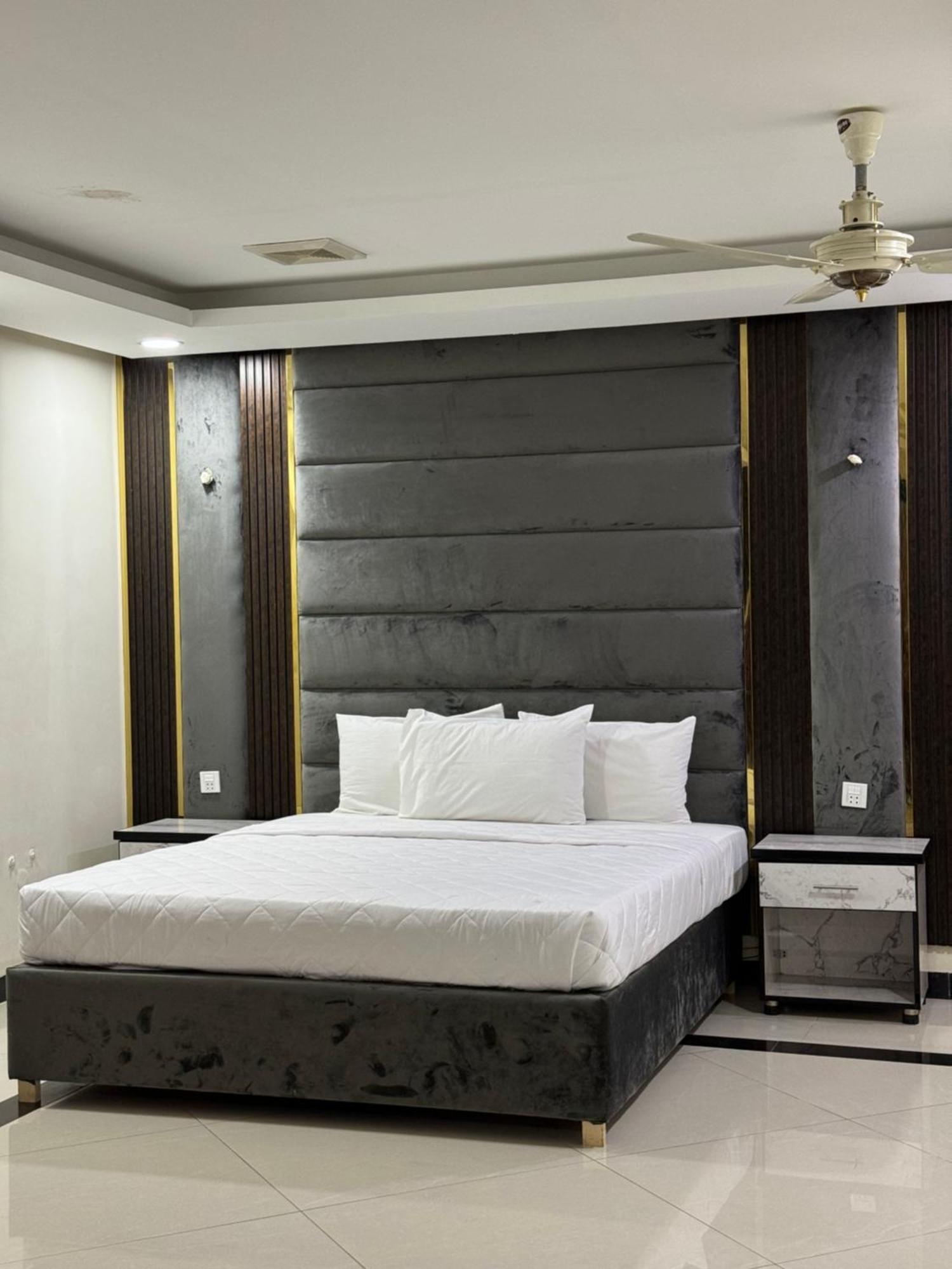 Rose Valet Guest House 伊斯兰堡 外观 照片